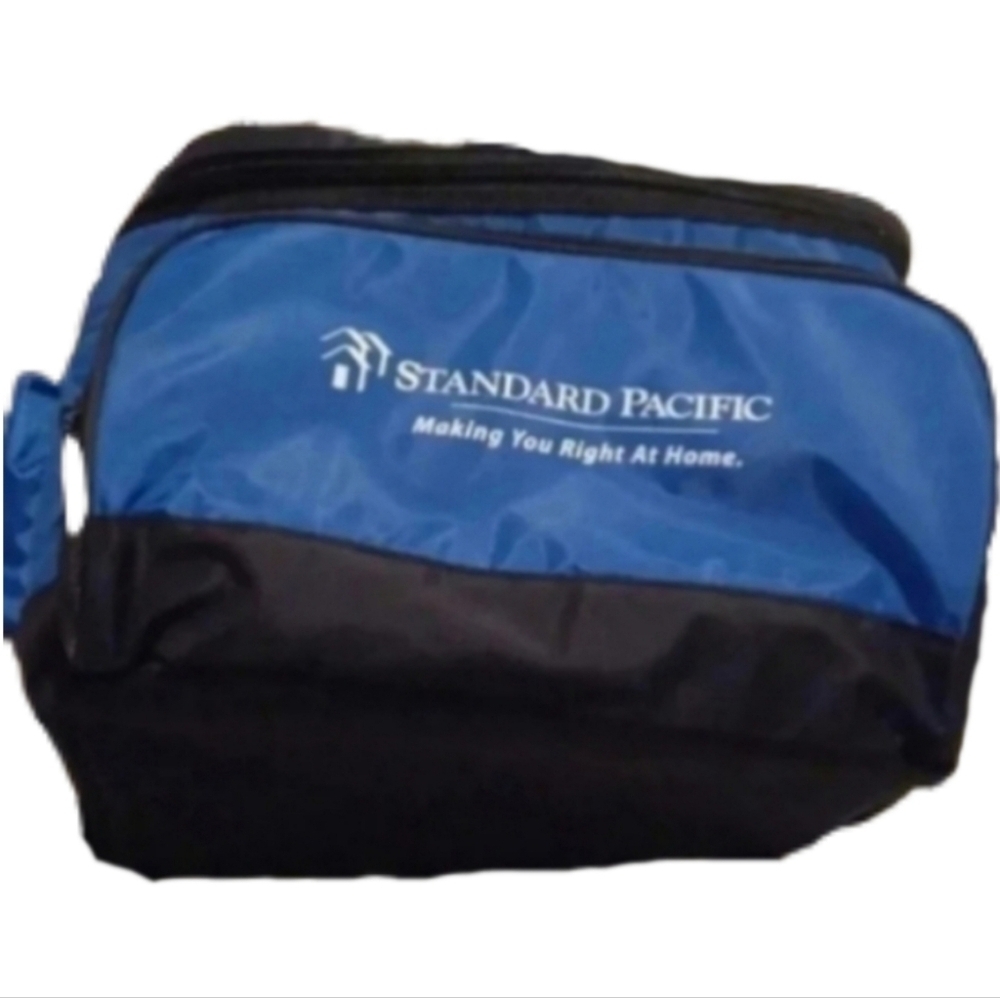 10 x 8 x 7 Lunch box Great For Travel